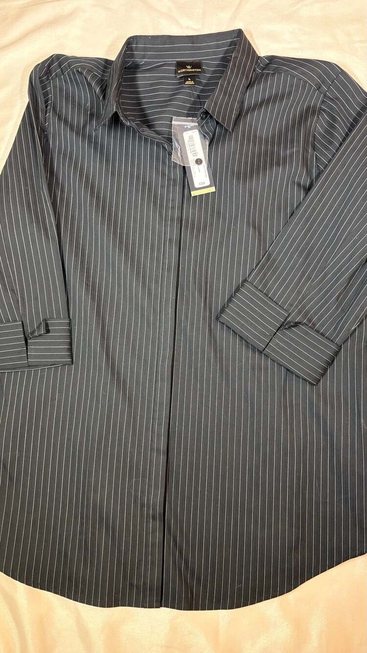 Worthington Pinstripe Button Down Shirt Women Size L Black White
